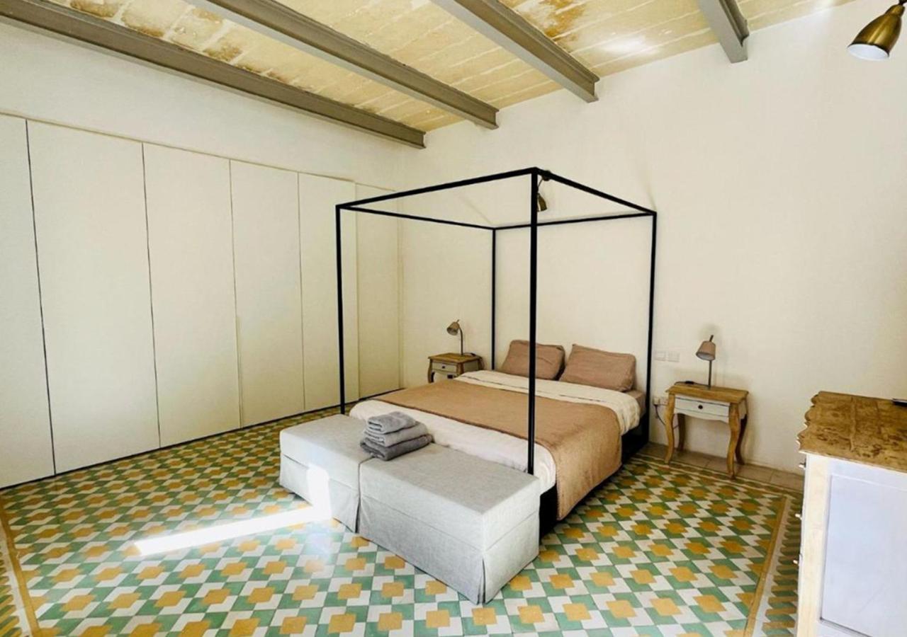 Deluxe One Bedroom Apartment 10 Meters From Valletta Center Екстер'єр фото